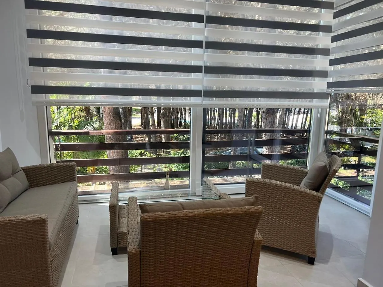Sea Breeze Apartment, Qerret 格勒姆 0*,  阿尔巴尼亚